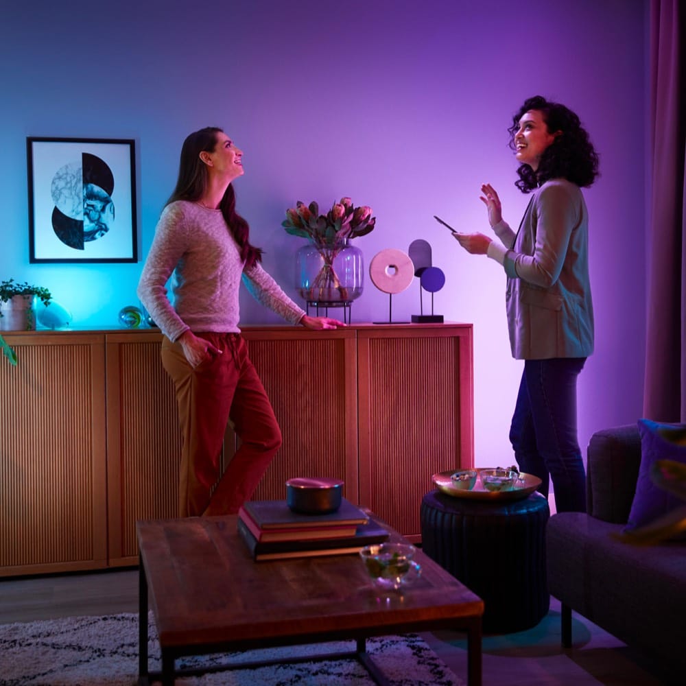 How to Sync Philips Hue Lights to ANY TV! (Hue Sync Box + Lightstrip +  Signe Floor Lamps + LG CX) 