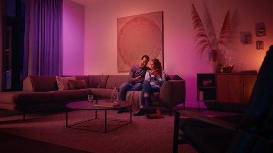 Philips Hue Iris vs Hue Go